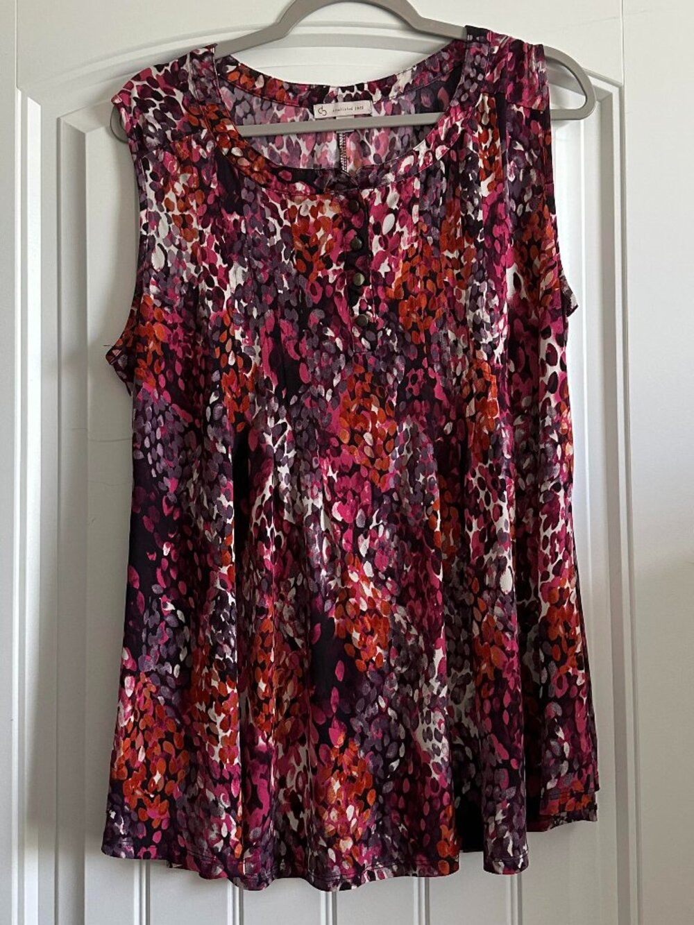 Colorful Abstract Pleated Sleeveless Top L